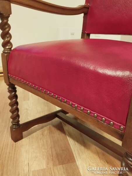 Refurbished armchair/throne