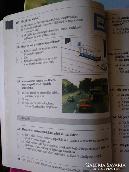 Tesztkönyv a járművezetői vizsgák valamennyi kategóriájára