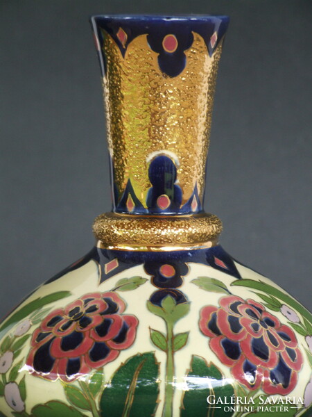 Fischer vase with gold brocade (190512)