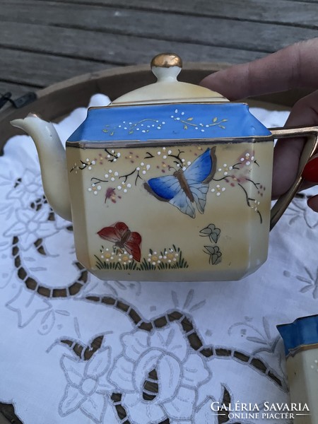 Antique hand-painted Chinese, interestingly shaped, two-compartment porcelain spout and jug