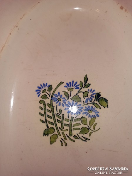 A rare painted Bélapátfalvi bowl