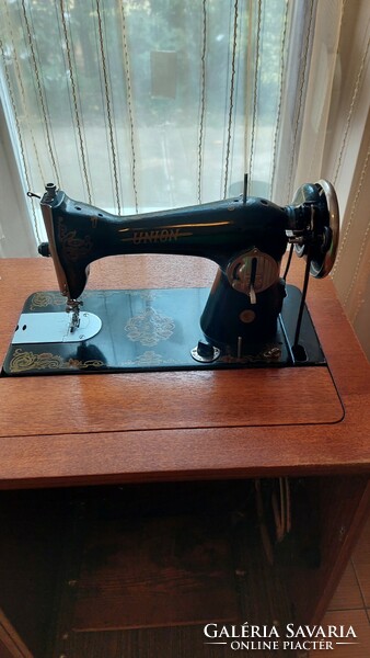 Antique union sewing machine recessed into the table! Very good condition, made in Russia!