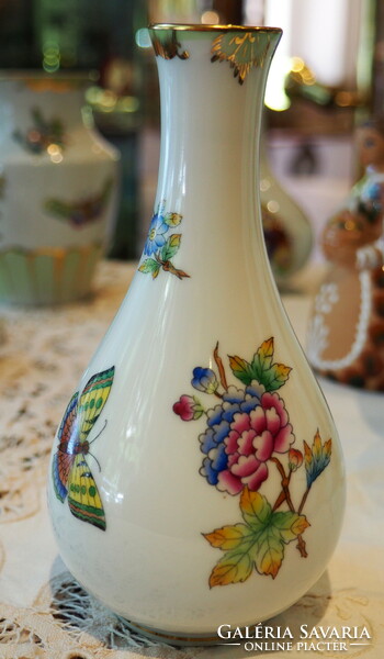 Herend Victorian vase