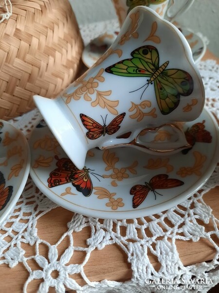 Sok pillangos  porcelán kávés csészék aljukkal, 1 db 2500 ft