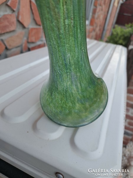 Green rare shaped vase cracked beautiful veil glass veil Carcagi berekbürdő glass