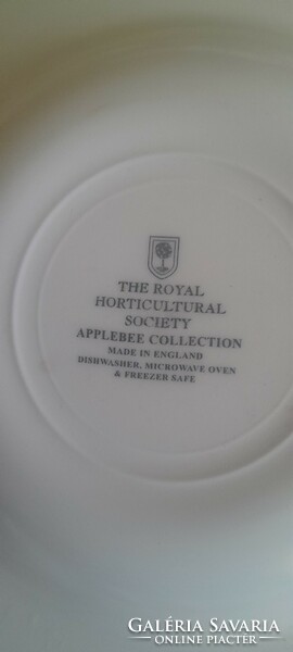 Which soup plate the royal collection is flawless