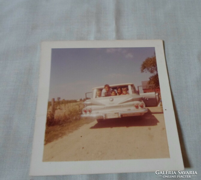 Retro photo 4.: Old car photo (1960s)
