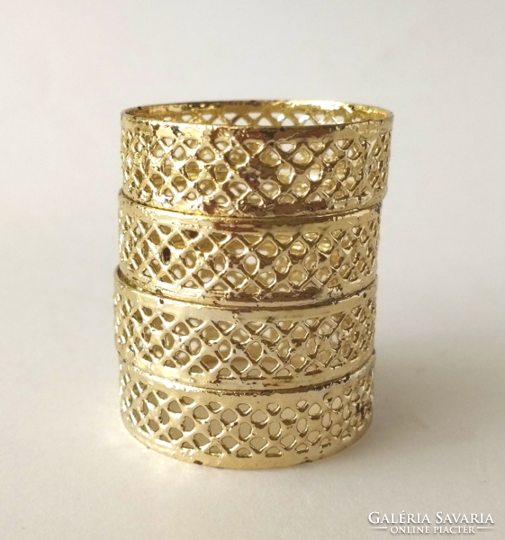 4 retro golden metal textile napkin rings