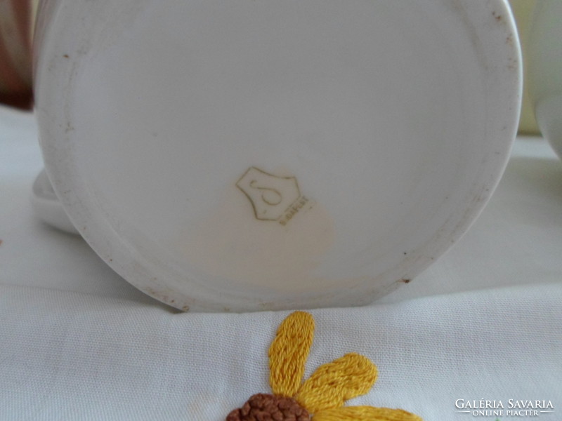 Drasche porcelán csupor, köcsög (áfonyamintás)