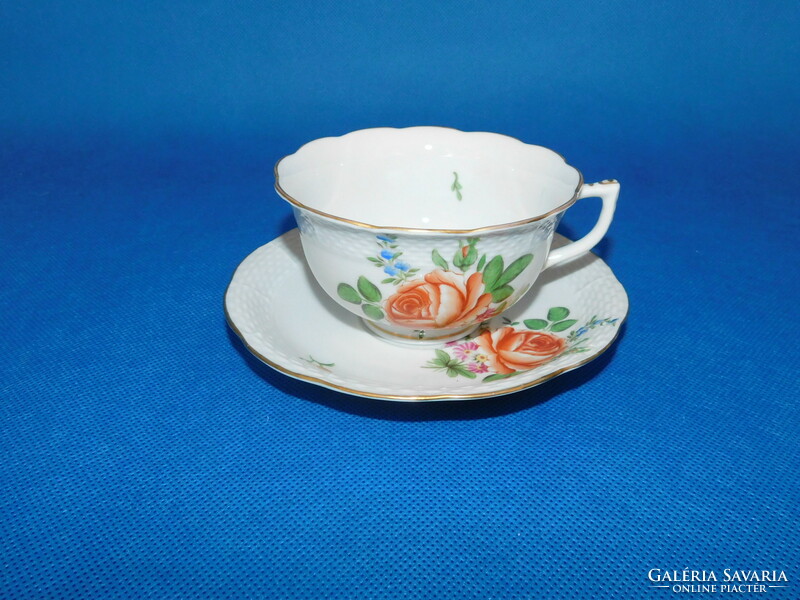 Herendi 1941 antique petit bouquet de rose giant tea cup + base