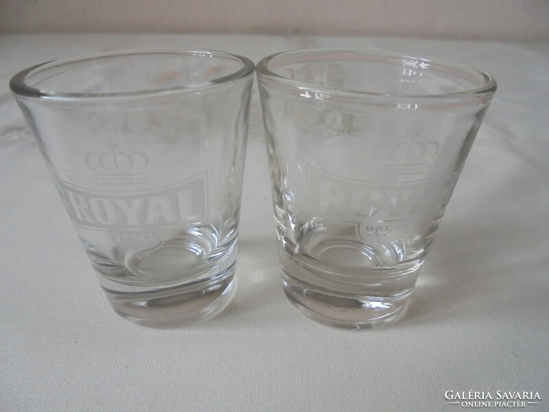 ROYAL vodka üveg pohár ( 2 db, 4 cl.-es )
