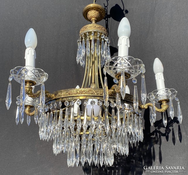 Huge crystal chandelier!