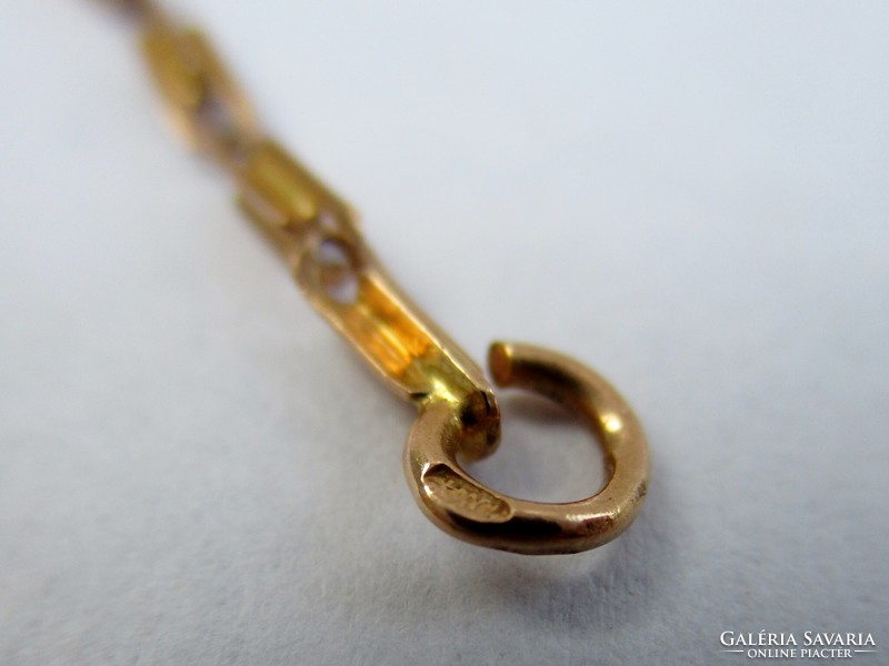 Very nice old longer 14kt gold necklace