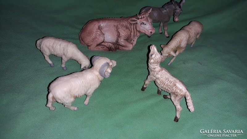 Antique Italian chromoplasto toy / bethlehem figure animal set together in good condition according to the pictures