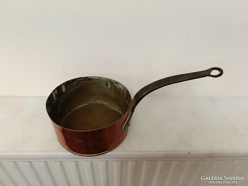 Antique tinned kitchen tool red copper pan with large handle and iron leg with dent 975 7637