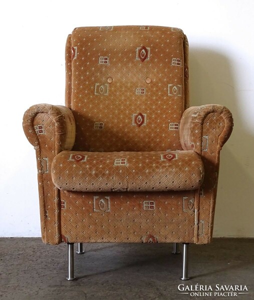 1N801 old retro armchair