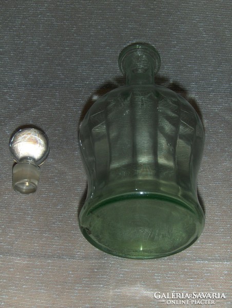 Antique Green Glass Bottle Pouring Drink Serving (6 / d)