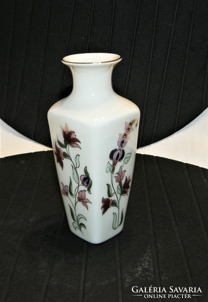 Zsolnay flower pattern vase - 15 cm