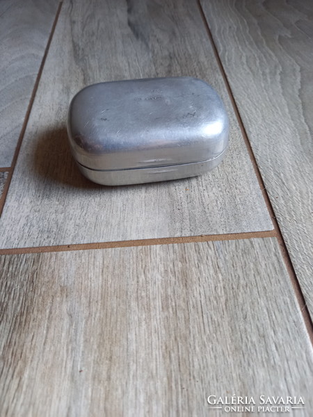 Régi alumínium szappantartó doboz (9x4x6,5 cm)
