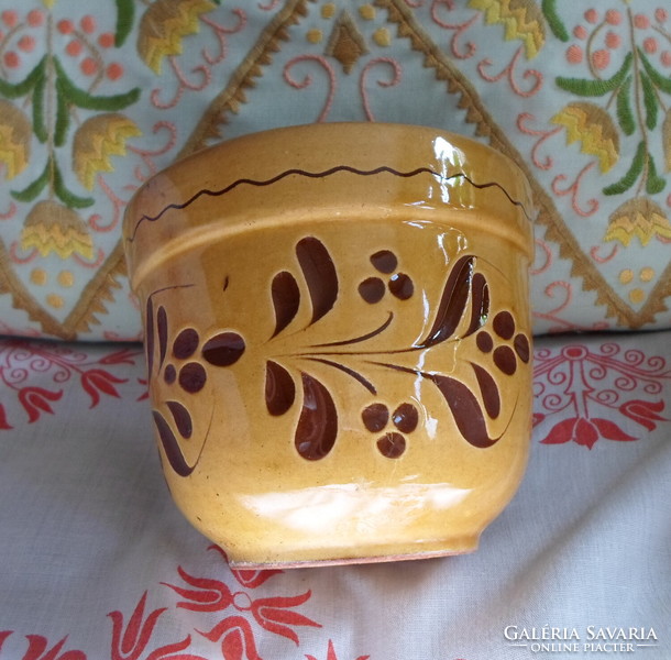 Retro ceramic bowl 3. (Yellow-brown, yellow-brown glaze)