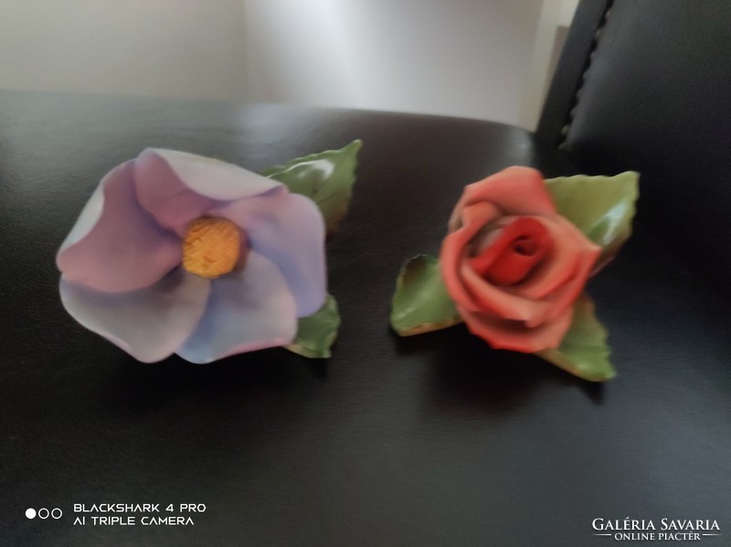 2 pieces of Herend flowers