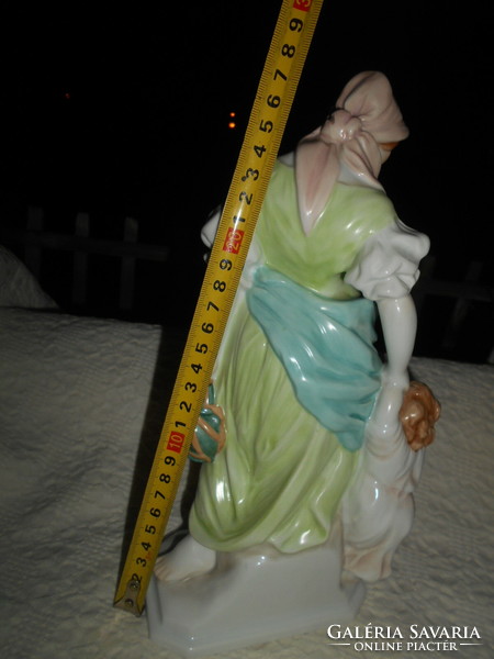 Herend porcelain mother with child 26 cm