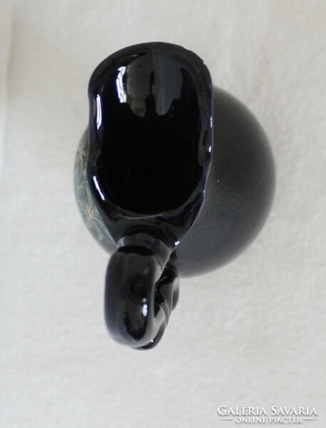 Glazed ceramic jug with French spout