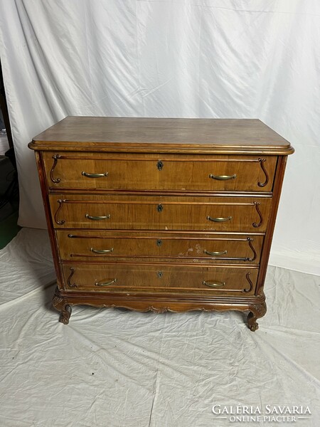 Antique neo-baroque chest of drawers with 4 drawers