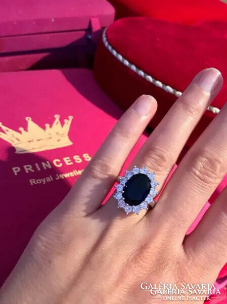 Exact copy of Princess Katalin's jewelry, amazingly beautiful.