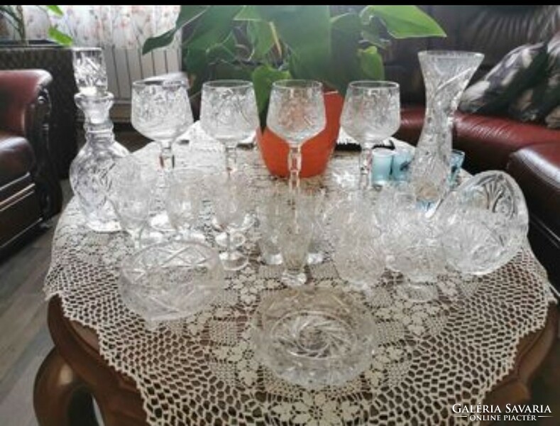 Crystal glass set, ashtray, candy cane and vase
