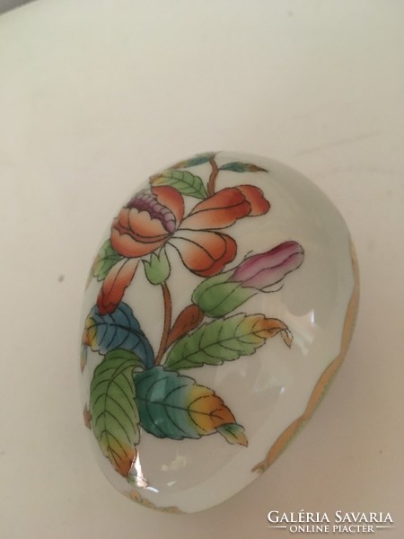 Herend porcelain, victorian pattern/1940s mark/egg