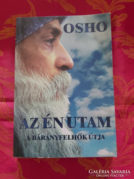 Osho rajneesh : my path is the path of the lamb clouds