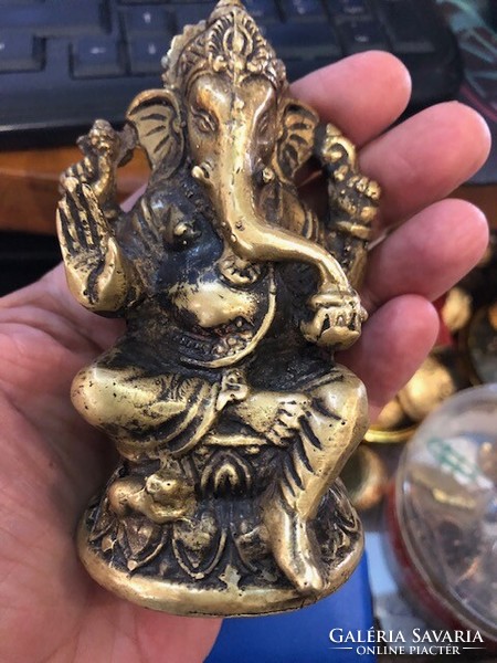 Ganesha statue in bronze, old, 12 cm in size, excellent for collectors.