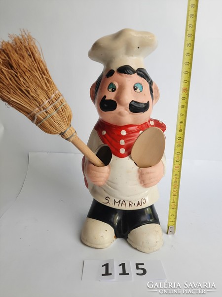 Funny chef figurine - wooden spoon holder