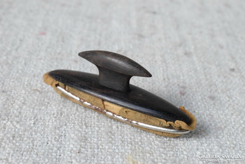 Nail polish polishing tool pedi manicure tool with replaceable leather insert ebony 10 x 4 cm