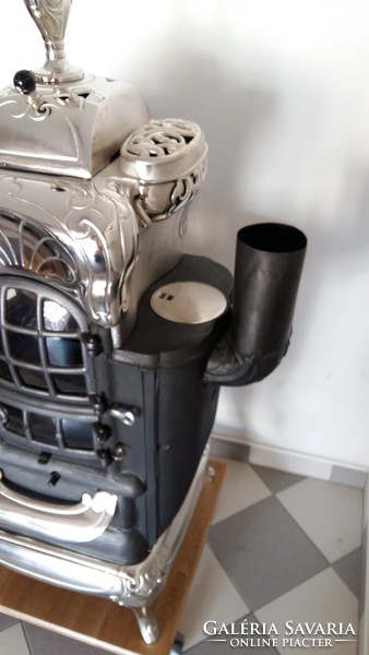 American heating nr 14. Cast iron coke stove