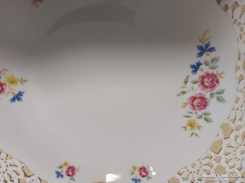 Epiag, beautiful rose-shaped serving tray, cake and cake plate