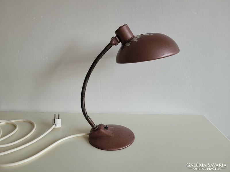 Old retro kaiser style throat tube large deer table lamp