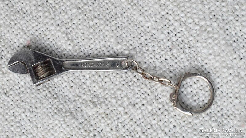 Key holder, adjustable spanner 7 cm + hanger