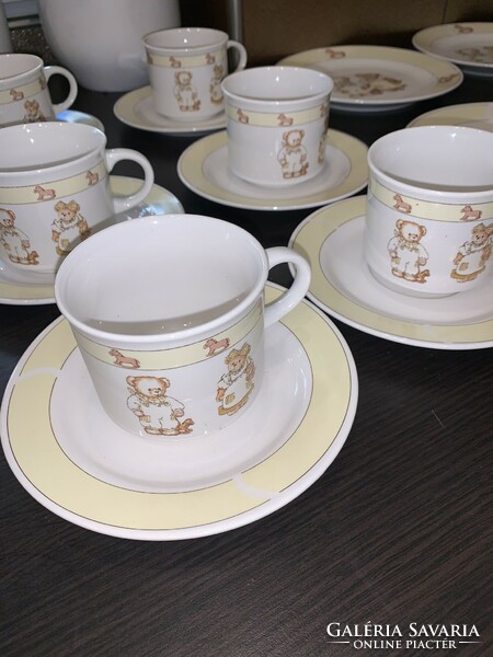 18-piece English, wild new porcelain tea/cake set