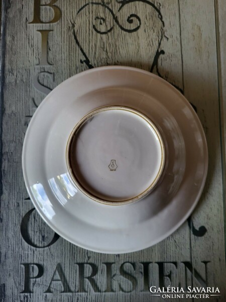 Kőbánya porcelain deep v. Soup plate