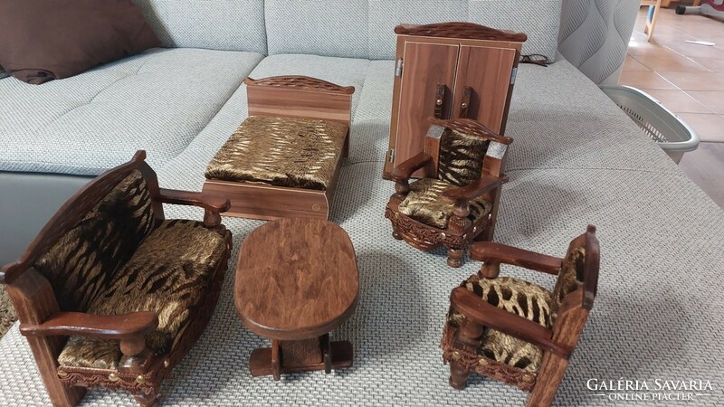 (K) exclusive mini furniture, toy furniture set