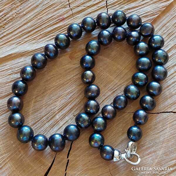 Beautiful black genuine cultured pearl necklace with special stainless steel clasp