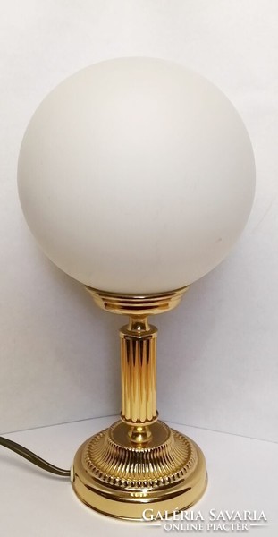 Spherical frosted glass table lamp, in perfect working order.