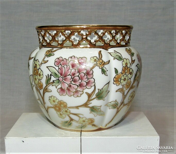 Zsolnay flower pattern openwork pot