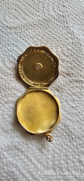 Arany, fényképtartós nyitható medál