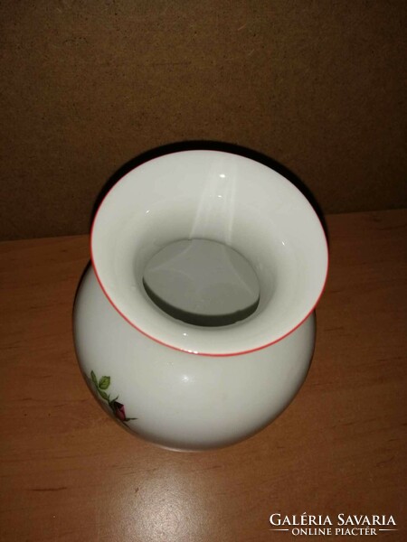 Hollóházi porcelán rózsa mintás Mezőberény feliratú váza -17,5 cm (29/d)