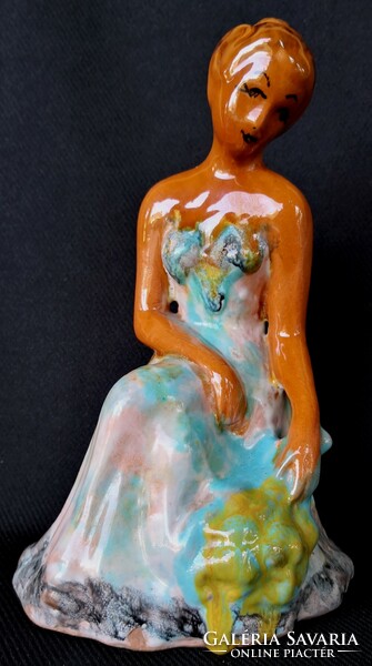 Dt/338 - unknown ceramist - glazed ceramic lady in colorful clothes