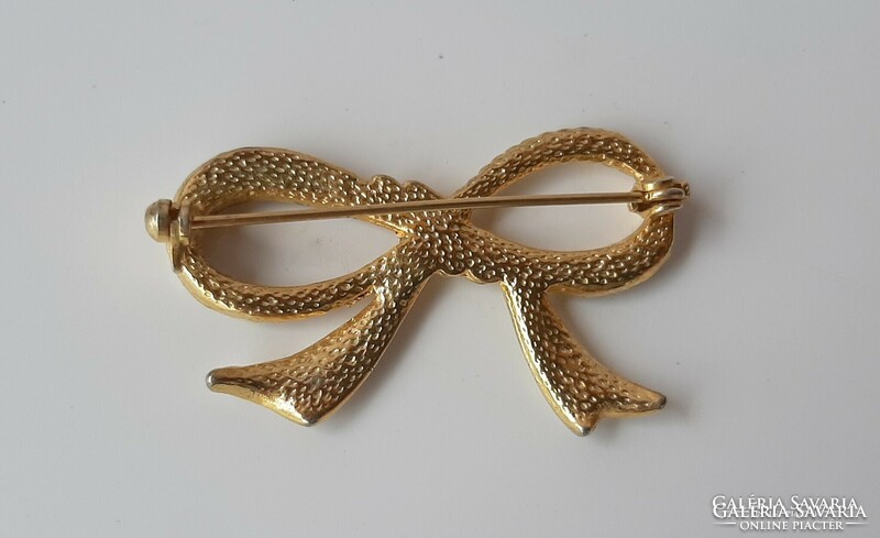 Vintage gold-plated, stone bow brooch