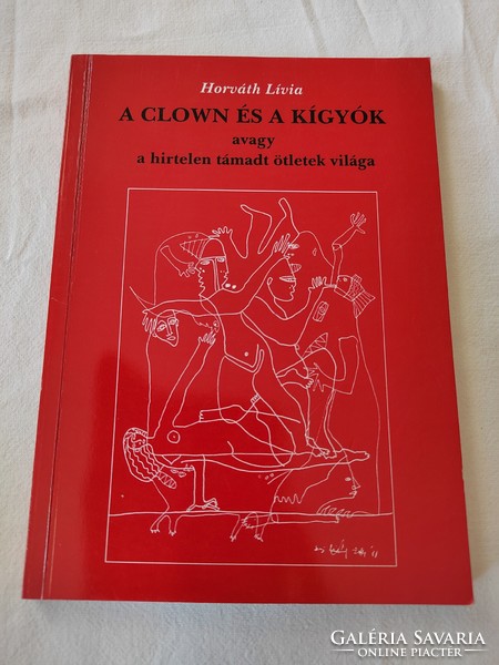 Lívia Horváth is the world of clowns and snakes or sudden ideas